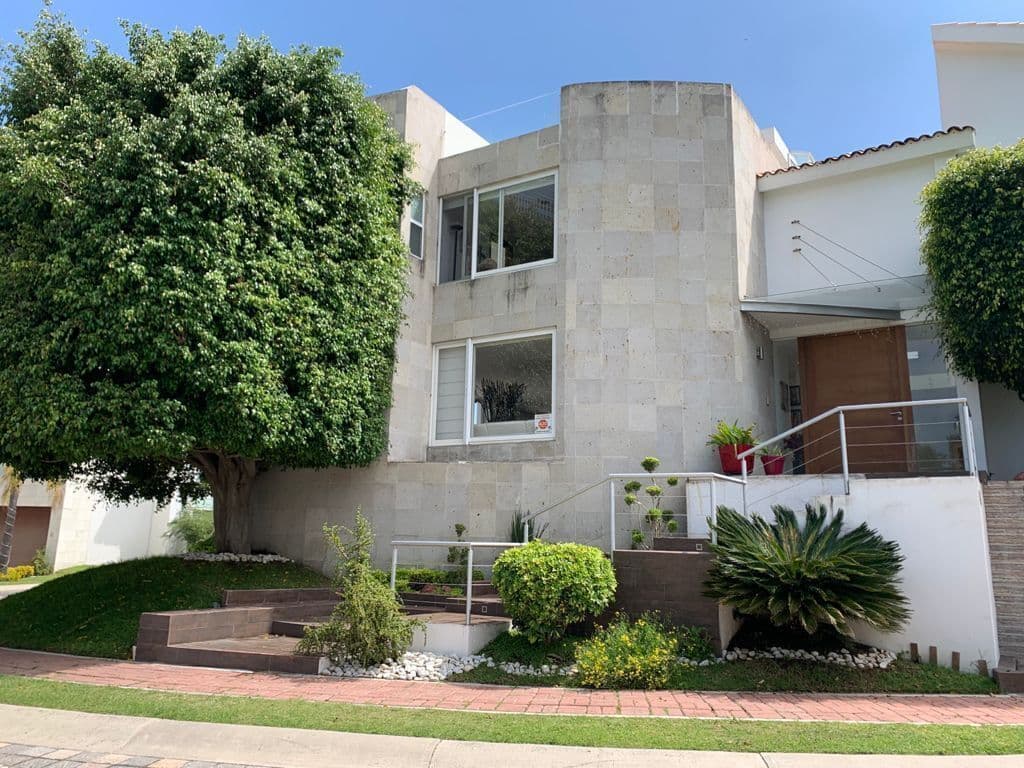 Casa en La Vista Country Club