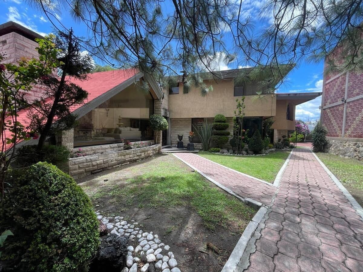 Casa en condominio en Villa Satelite Calera